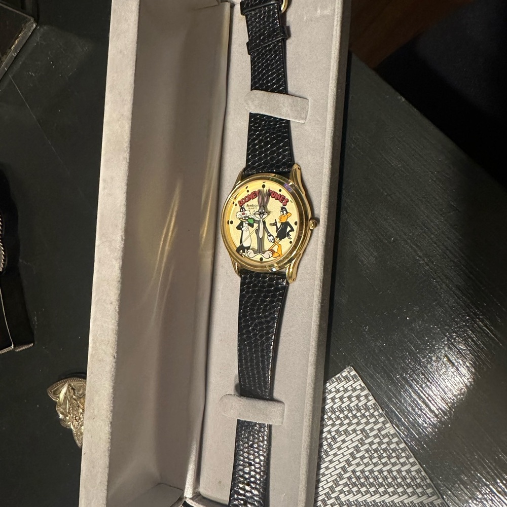 Vintage looney tunes watch